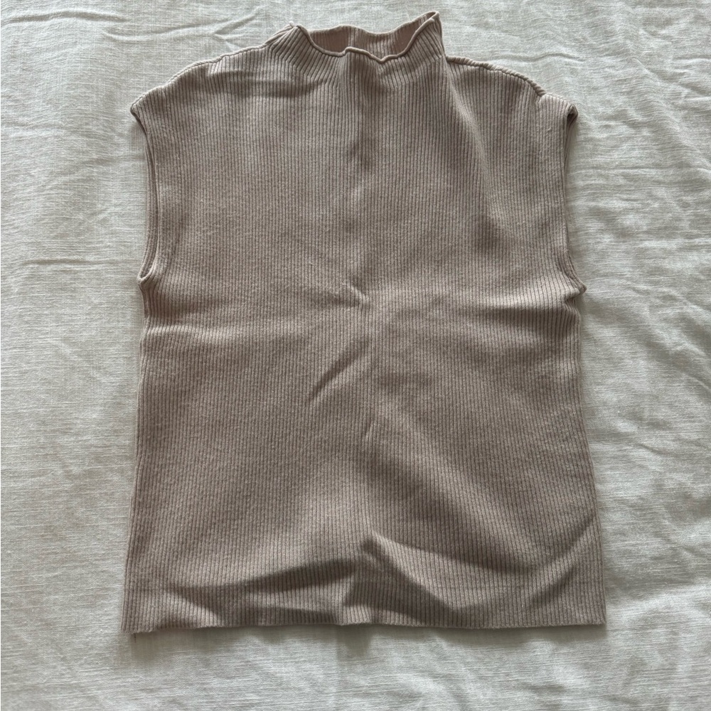 Sleeveless Ribbed Mock Neck Top in Taupe - Never Worn